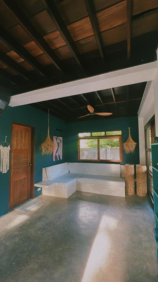 ג'נרל לונה Secret Pool Villa Tuason Beach מראה חיצוני תמונה